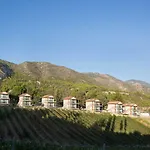 Gillham Vineyard Отель Templos