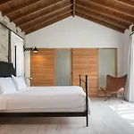 Gillham Vineyard 5*