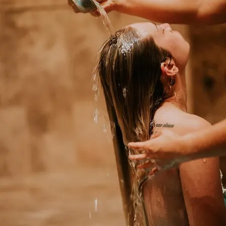 Gillham Vineyard Hotel Templos